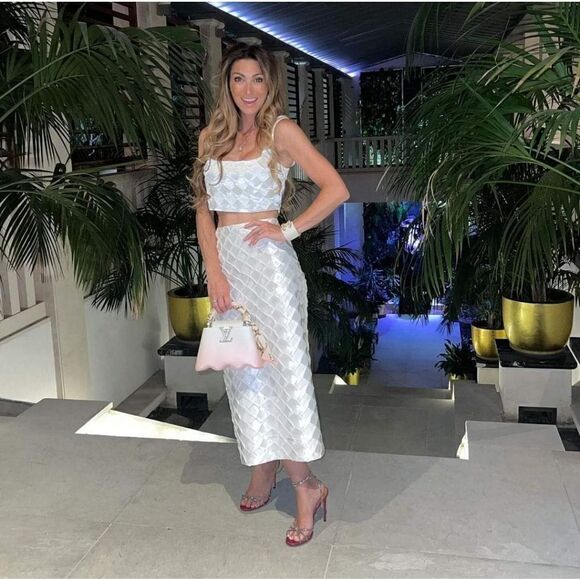 BLOGGERS FAV ZARA DIAMOND PLEATED SATIN EFFECT CROP TOP - Picture 1 of 9